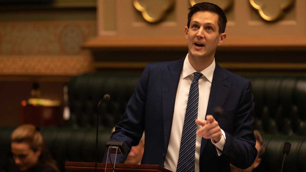 Rory in State Parliament, pointing the finger at Labor for the cancellation of Mona Vale Road West
