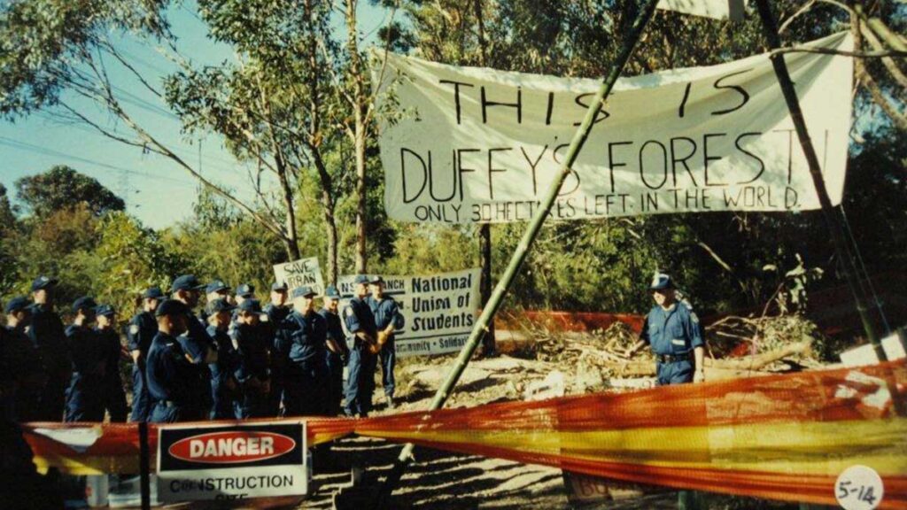 Protestors try to protect “Duffys Forest” bushland, 1999